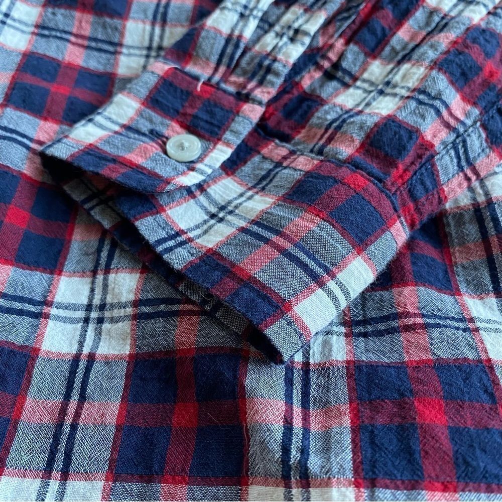 Eddie Bauer Women’s Flannel Classic Fit Lightweight Cotton Hiking Shirt Travel - Picture 4 of 9
